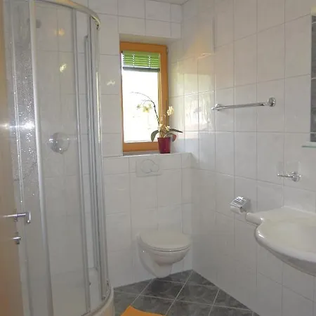 Neustockach Apartment